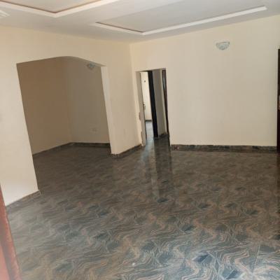 a Sharp and Serene 2bedroom Apartment (upstairs), Greenville Estate Badore Ajah-lekki, Badore, Ajah, Lagos, Flat / Apartment for Rent