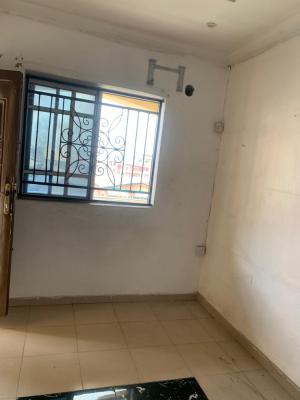 Clean Mini Flat, Upstairs, Off Lawanson Road, Lawanson, Surulere, Lagos, Mini Flat (room and Parlour) for Rent