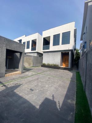 Luxury Spacious 5bed with Bq, Gate House in a Secured Envt Wt Light, Ologolo, Lekki Lagos, Lekki, Lagos, Detached Duplex for Sale
