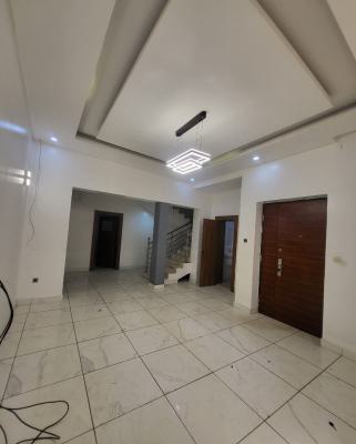 Luxurious Massive 4 Bedroom Terrace Duplex with Bq, By Amaka Plaza, Guzape District, Abuja, Flat / Apartment for Rent