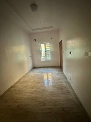 Exquisite Spacious Single Room Shared Apartment, Osapa London, Lekki Phase 1, Lekki, Lagos, Flat / Apartment for Rent