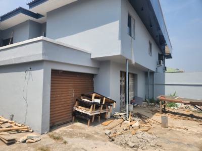 5 Bedrooms Semi Detached Duplex with Bq, Ikolaba Gra, Ibadan, Oyo, Semi-detached Duplex for Sale
