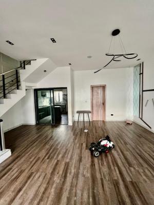 Spacious Well Maintained 4 Bedroom Terrace Duplex in a Secured Estate, Ikota, Lekki, Lagos, Terraced Duplex for Rent