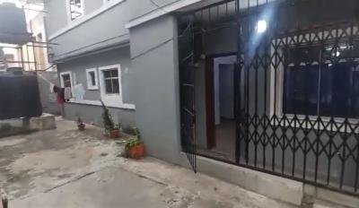 Well-maintained 3-bedroom Apartment with Good Facilities No, Off Sura Mogaji, Ilupeju, Lagos, Flat / Apartment for Rent