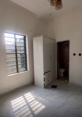 Shared Apartment for a Female Tenant, Theranex Estate, Sangotedo, Ajah, Lagos, Flat / Apartment for Rent