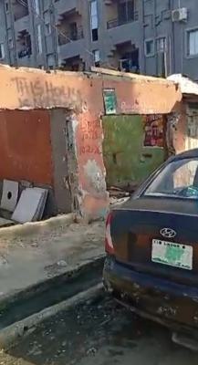 Standing Alone Half a Plot of Land   Location: Off Adeshina Road Ijesh, Off Adeshina Road Ijeshatedo Surulere, Ijesha, Lagos, Residential Land for Sale