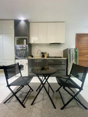 Charming and Spacious Studio Apartment with Orthopaedic Mattress &pool, Gym, Speedy Internet, Comfortable Stay, Secure Environment, Lekki, Lagos, Flat / Apartment Short Let