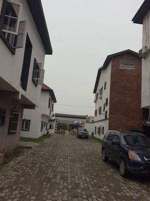a Renovated 2 Bedrooms Apartment, Sparklinght Estate Ikota Gra Off Mobil Road, Lekki, Lagos, House for Rent