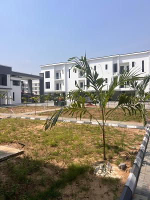 Newly Built 3 Bedroom with Communal Gym and Swimming Pool, Lekki Phase 1, Lekki, Lagos, Block of Flats for Sale