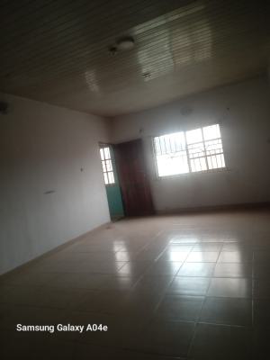 Spacious Fine 2 Bedroom Flat Upstairs, Royal Palm Will Estate Badore Ajah, Badore, Ajah, Lagos, Flat / Apartment for Rent