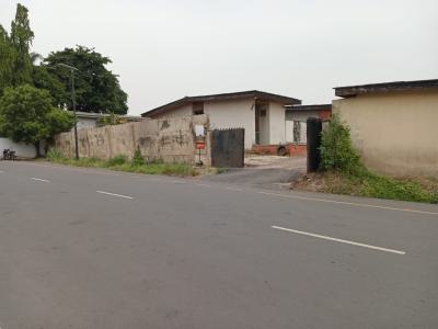 3400sqm of Land with Structure, Ibrahim Taiwo Street, New Bodija, Ibadan, Oyo, Residential Land for Sale