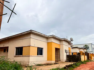Luxury 2 Bedroom Semi Detached Bungalow — Ofada, Mowe Ofada, Ogun