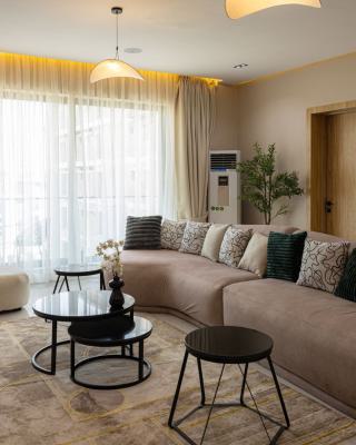 Luxury 2 Bedroom Apartment with Swimming Pool and Gym, Stone Bridge Street, Freedom Way, Lekki Phase 1, Lekki, Lagos, Flat / Apartment Short Let