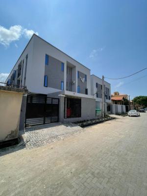 Luxury 2 Bedroom Serviced Apartment in a Prime Location, Ologolo, Lekki, Lagos, Flat / Apartment for Sale