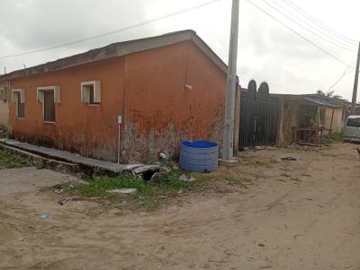 Parcel of Land Measuring 450sqm with Demolishable Mini Flats, United Estate, Sangotedo, Ajah, Lagos, Residential Land for Sale