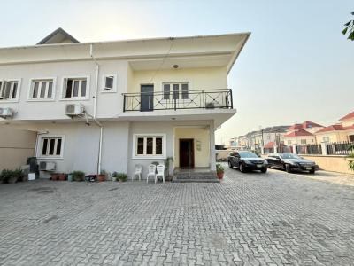a Well Maintained, Self Serviced 5 Bedroom Semi Detached House with Bq, Lekki Right Hand Side ( Other Side of Lekki Scheme 1), Lekki Phase 1, Lekki, Lagos, Semi-detached Duplex for Rent