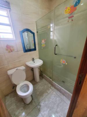 Clean and Standard Room in a Shared Kitchen Apartment (only 3), Agungi, Lekki, Lagos, Self Contain (single Rooms) for Rent