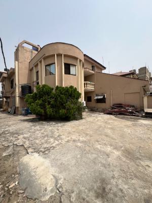 1 Bed  2.5 Million, Ologolo, Lekki, Lagos, Flat / Apartment for Rent
