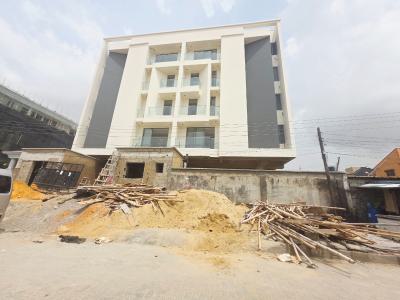 2bedrooms Flat with Bq, Off Durisimi Etti, Lekki Phase 1, Lekki, Lagos, Flat / Apartment for Sale