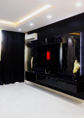 Luxury Two Bedroom Apartment with Bq, Banana Island, Ikoyi, Lagos, Flat / Apartment for Rent