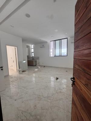 a Very Spacious 1 Bedroom and Parlor, Lekki, Lagos, Flat / Apartment for Sale