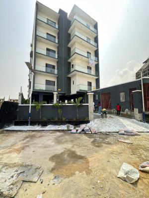 Contemporary Furnished 3 Bedroom Apartment W/ Elevator & Swimming Pool, Lekki Phase 1, Lekki, Lagos, Flat / Apartment for Sale