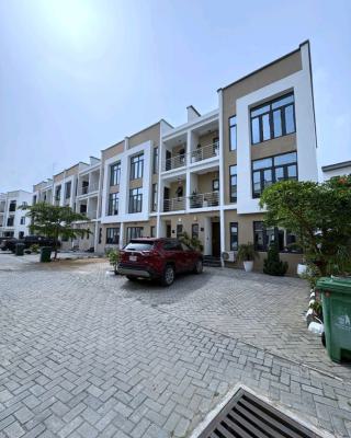This Is a Lovely 4 Bedroom Terrace Duplex with a Bq, Osapa, Lekki, Lagos, Terraced Duplex for Rent