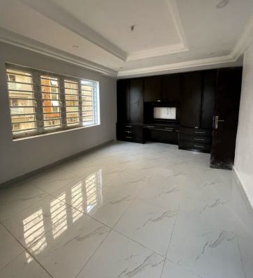 3 Bedroom Apartment, Surulere, Lagos, Flat / Apartment for Sale