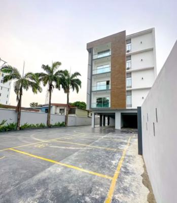 Classic 3bedroom Apartment with Elevator, Victoria Island (vi), Lagos, Flat / Apartment for Sale