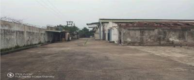 4 Bay Warehouse on 3.615 Acres on Express, Along Shagamu Ijebu-ode Road, Sagamu, Ogun, Warehouse for Sale
