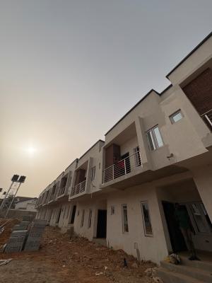 Exquisitely Built 3-bedrooms Duplex, Von Axis, Lugbe District, Abuja, Terraced Duplex for Sale