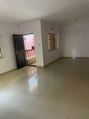 Lovely 2-bedroom Flat, Ogudu, Lagos, Flat / Apartment for Rent