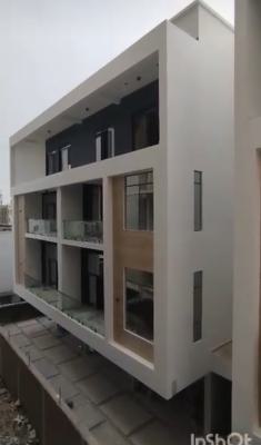 4 Bedroom Terrace Duplex with Spacious Bq, Lekki Phase 1, Lekki, Lagos, Flat / Apartment for Sale
