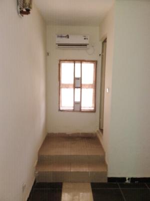 Self Contain, Off Beach Road, Jakande, Lekki, Lagos, Self Contain (single Rooms) for Rent