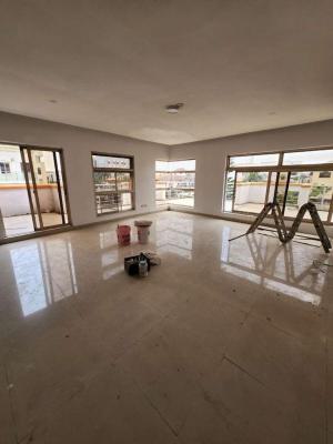 2bedrooms Penthouse, Off Admiralty Road, Lekki Phase 1, Lekki, Lagos, Flat / Apartment for Rent