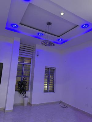 *spacious 3 Bedroom Semi Detached Duplex with Bq in, Chevron, Lekki, Lagos, Semi-detached Duplex for Rent