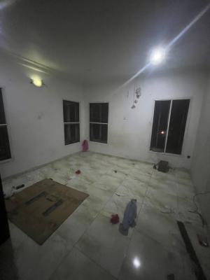 Luxury Well Ventilated Single Room in a Shared Apartment, Lekki Peninsula Scheme 2 Abraham Adesanya, Ajah, Lagos, Flat / Apartment for Rent