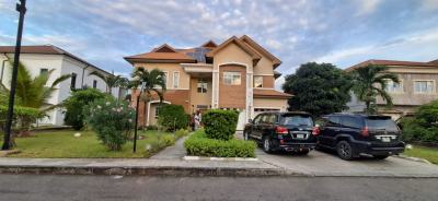 5 Bedrooms All En-suite. - 4 Living Rooms. - an Office.  - Penthouse H, Nicon Town, Lekki, Lagos, Detached Duplex for Sale