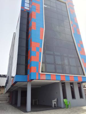 Shop Space Available(232 Sqm), Lekki, Lagos, Shop for Rent