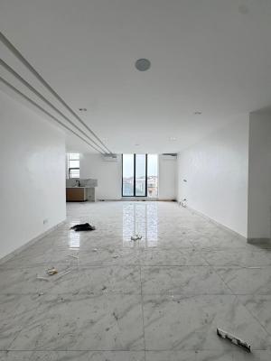 Exotic Units of 2 Bedroom Apartments with Central Swimming Pool, Lekki Phase 1, Lekki, Lagos, Flat / Apartment for Sale