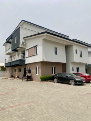 Upstairs: Luxurious and Spacious with Gym, Lekki Scheme 2, Ajah, Lagos, Flat / Apartment for Rent