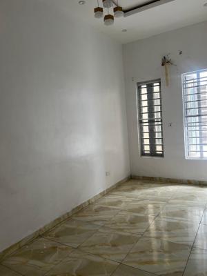 a Very Spacious Bq, West Gate Estate Spg, Lekki, Lagos, Self Contain (single Rooms) for Rent