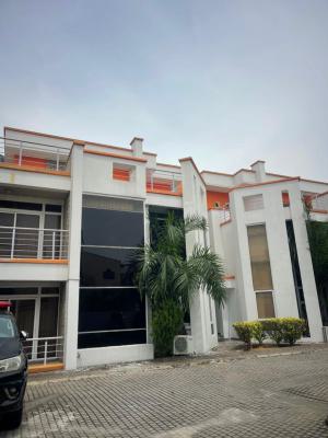 2 Bedroom Penthouse, Lekki Phase 1, Lekki, Lagos, Flat / Apartment for Rent
