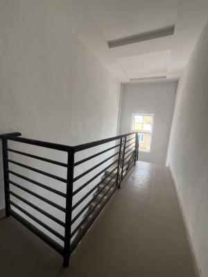 2bedroom Flat, Okunajah Costal Road, Ajah, Lagos, Flat / Apartment for Rent