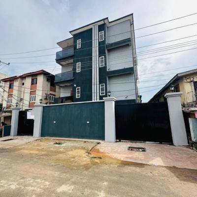 Lovely 2bedroom Apartment, Ikeja, Lagos, Flat / Apartment for Sale