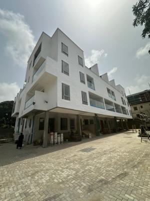 an Exceptionally Modern Designed 4 Bedroom Terrace with 2 Rooms Bq, Victoria Island (vi), Lagos, Terraced Duplex for Sale