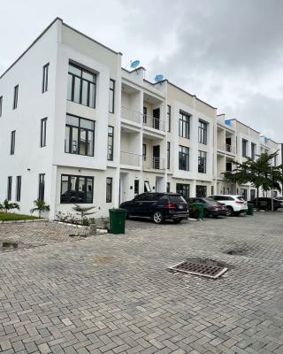 4 Bedroom Terrace Duplex, Osapa, Lekki, Lagos, Terraced Duplex for Rent