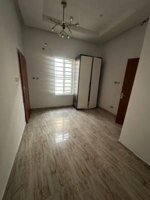 Room Shared Upstairs at Osapa London Lekki, Osapa London Lekki, Osapa, Lekki, Lagos, Flat / Apartment for Rent