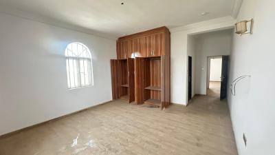 Clean 3bedroom Flat in Life Camp, By Berger Clinic, Life Camp, Abuja, Flat / Apartment for Rent