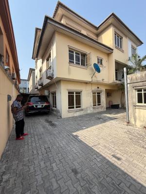 a Well Maintained 6 Bedrooms Semi Detached Duplex with a Bq, Lekki Phase 1, Lekki, Lagos, Semi-detached Duplex for Sale